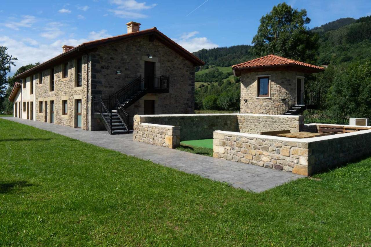 Pensjonat Complejo Rural El Cerradon Alceda Zewnętrze zdjęcie